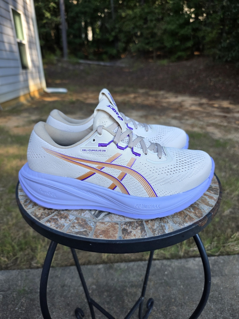 Asics Gel Cumulus 28 1012B916 Oatmeal Running Shoes Sneakers Women's Size 8